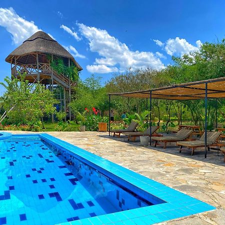 Murchison Falls Bamboo Village Paraa Экстерьер фото
