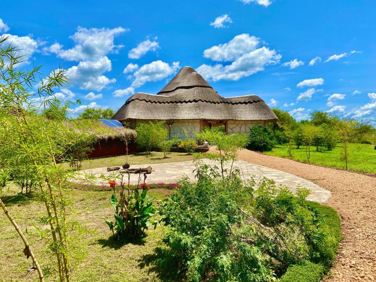 Murchison Falls Bamboo Village Paraa Экстерьер фото