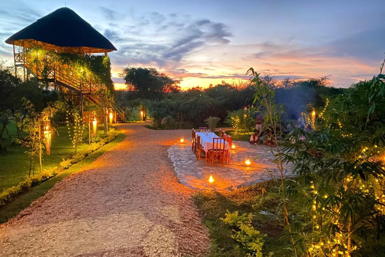 Murchison Falls Bamboo Village Paraa Экстерьер фото